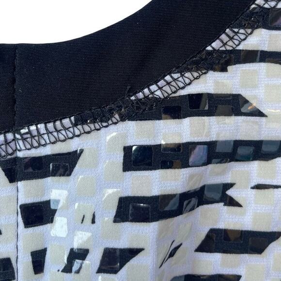 Joseph Ribkoff Full Zip Vinyl Shimmer Striped Floral Jacket Black White Size 12 - Picture 12 of 15